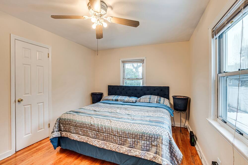 Photo of Bedroom in Dumont