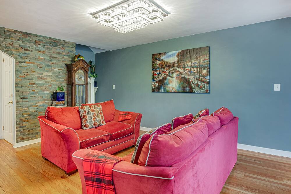 Photo of Bedroom in Dumont