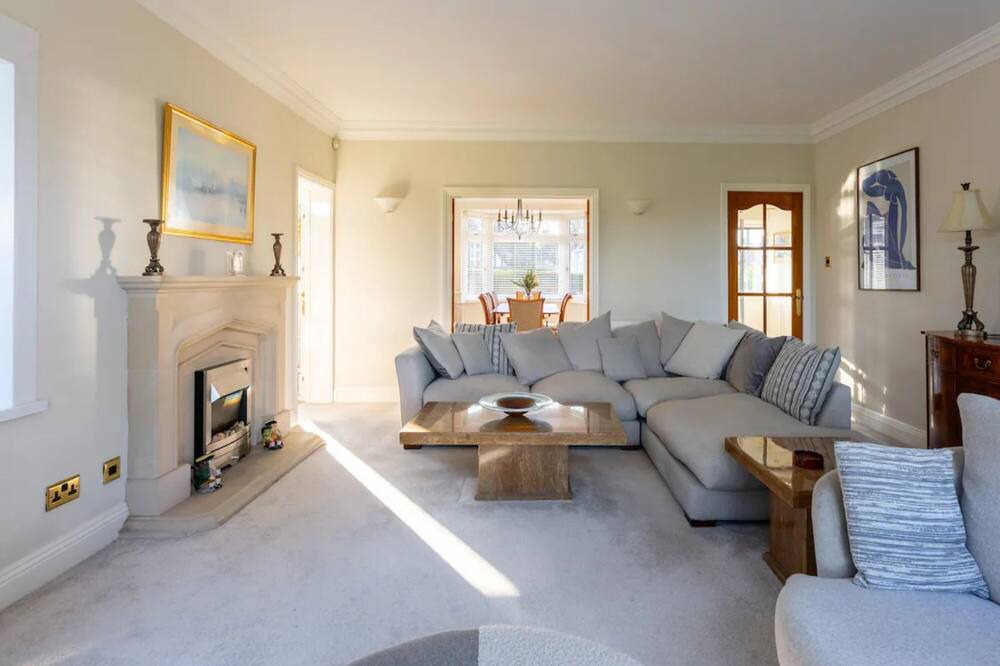 Photo of Livingroom in Ferndown