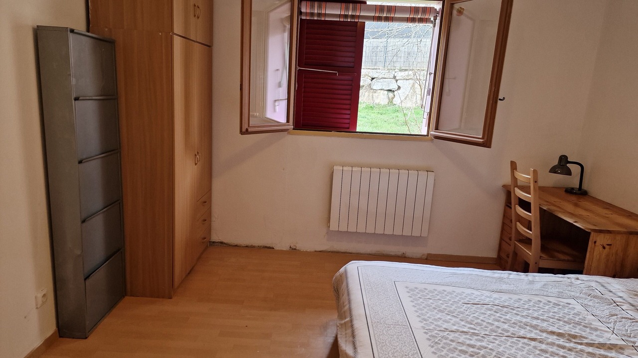 Photo of Others in Peron