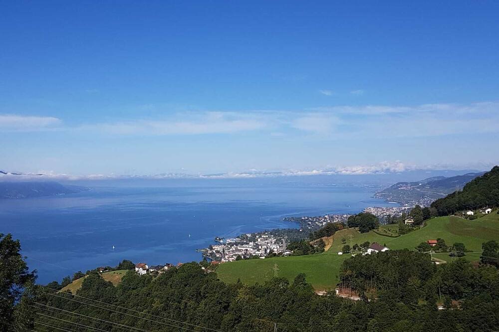 Photo of Others in Montreux