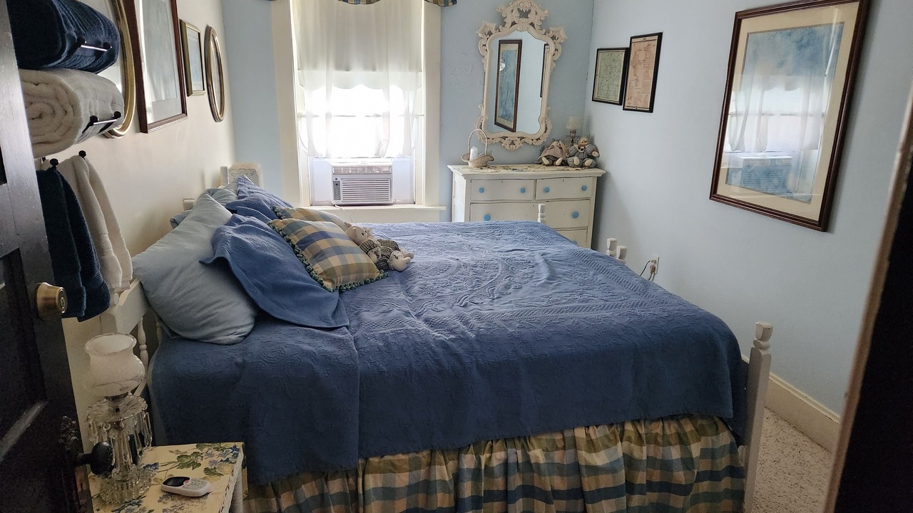 Photo of Bedroom in Allerton