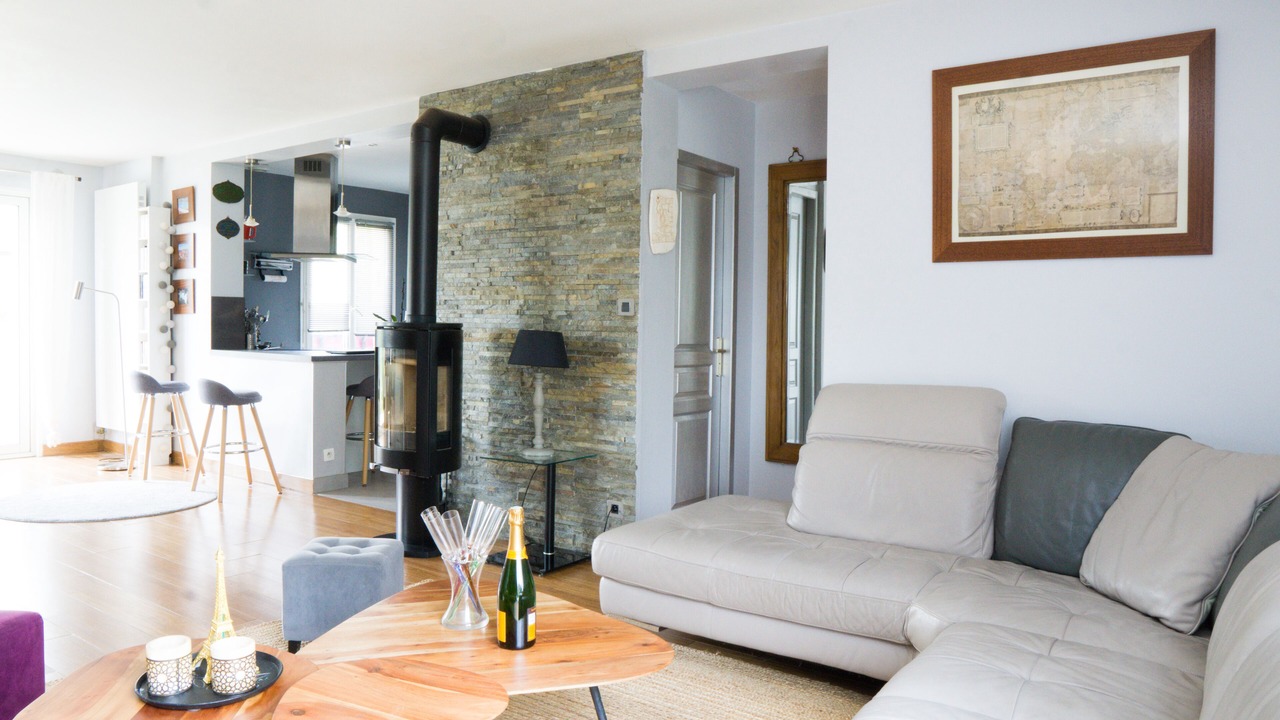 Photo of Livingroom in Jouy-en-Josas