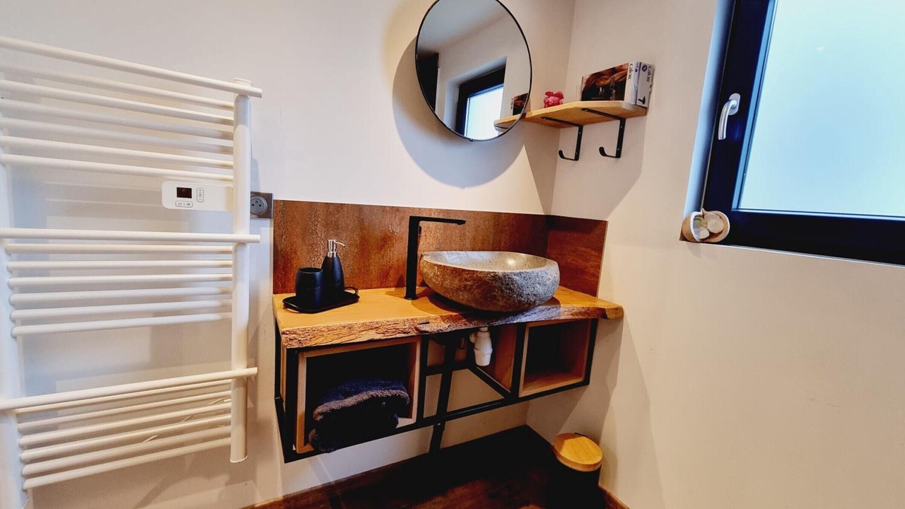 Photo of Bathroom in Dompierre-sur-Helpe