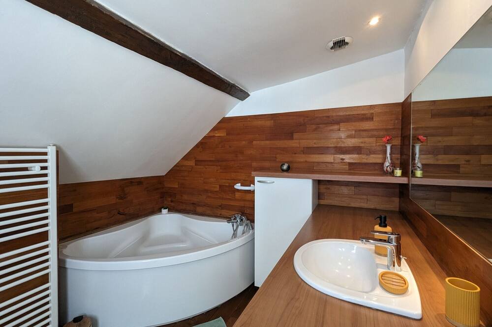 Photo of Bathroom in Chateauroux