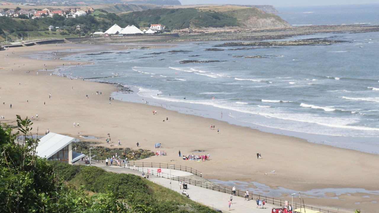 Photo of Others in Cayton Bay