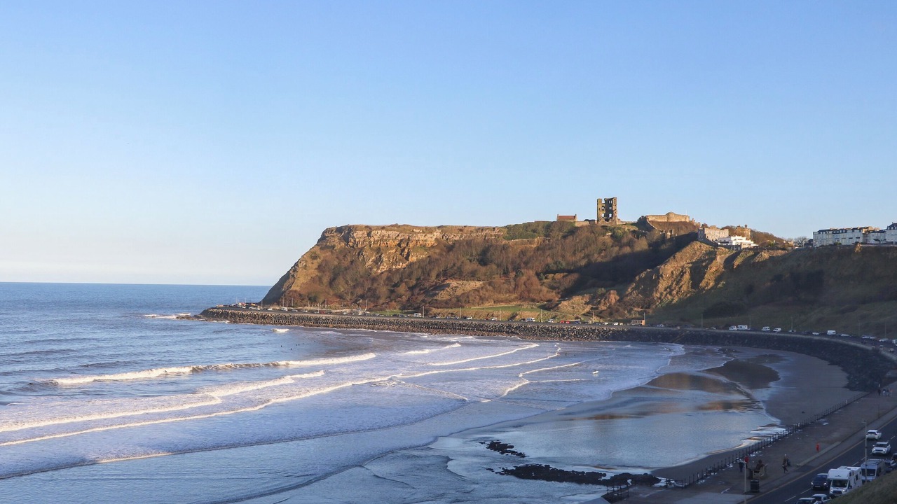 Photo of Others in Cayton Bay