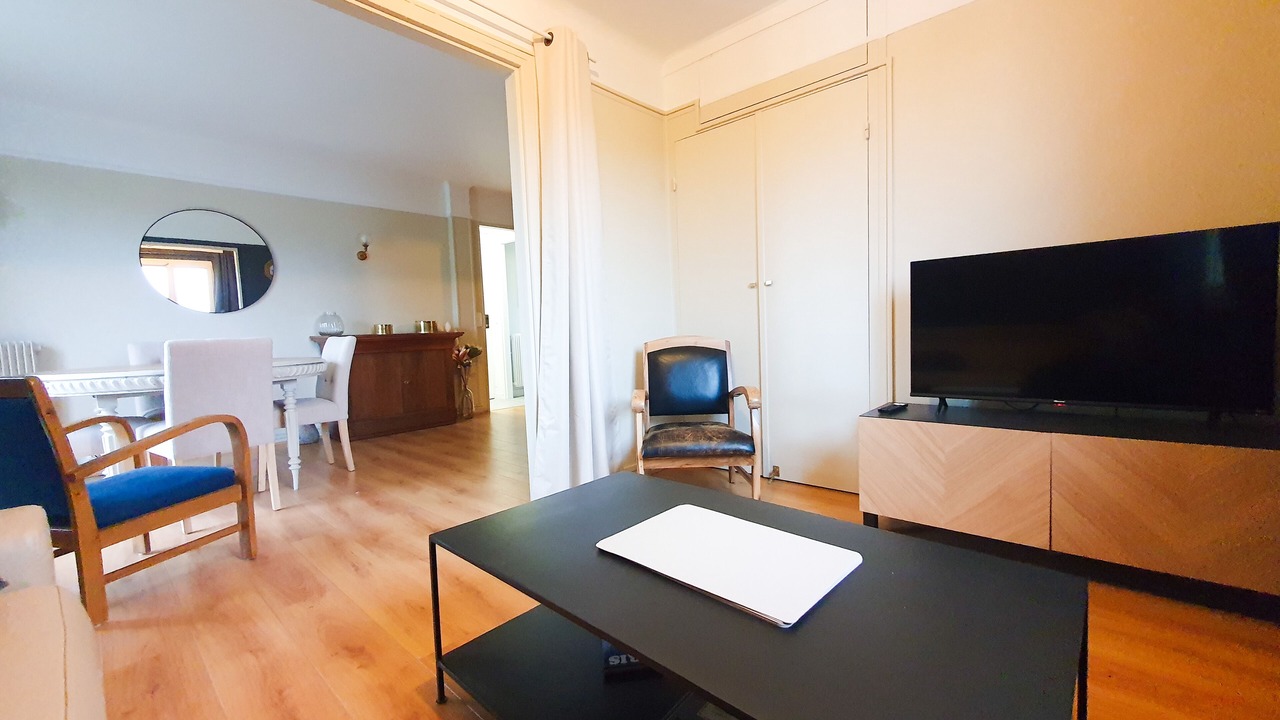 Photo of Livingroom in Vaucresson