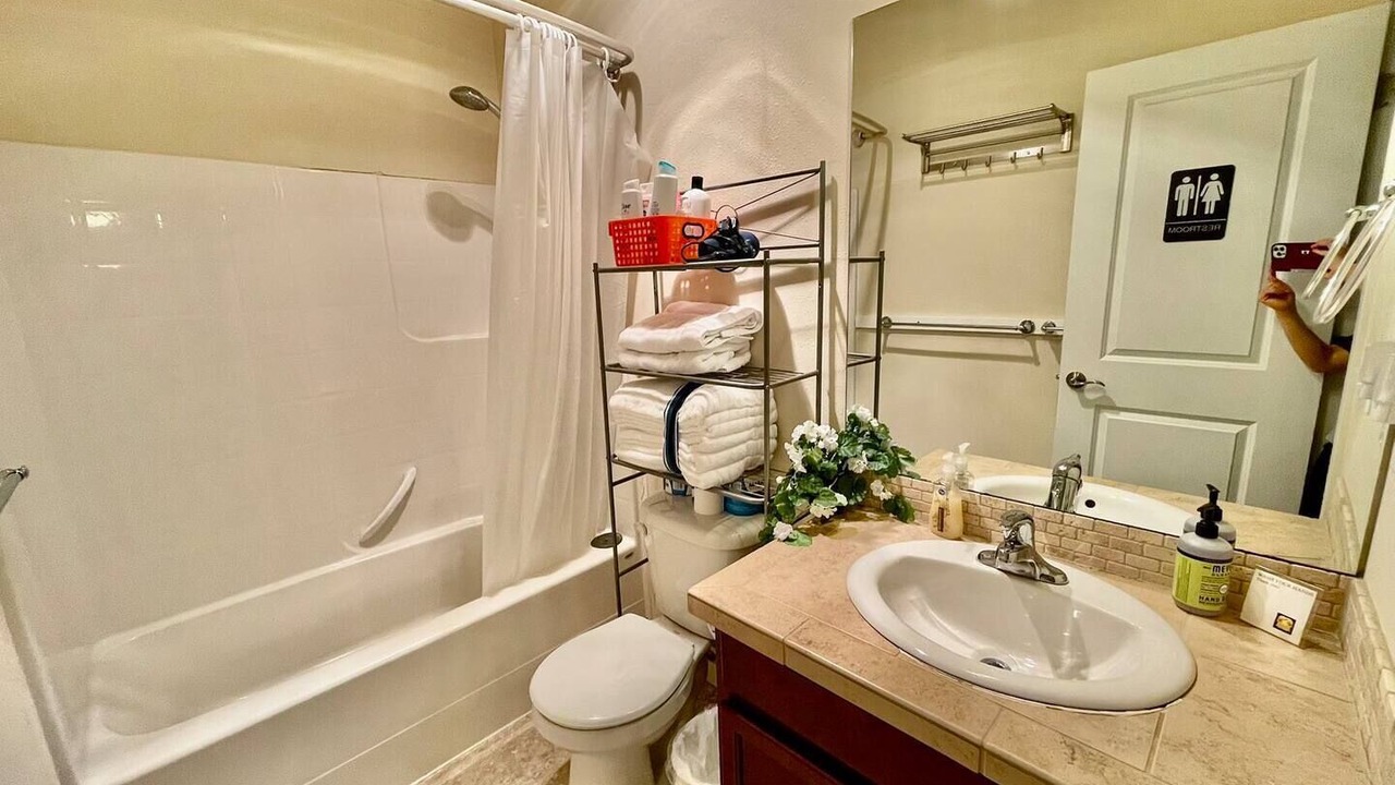 Photo of Others in Haller Lake