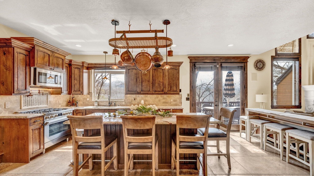 Photo of Kitchen in Draper
