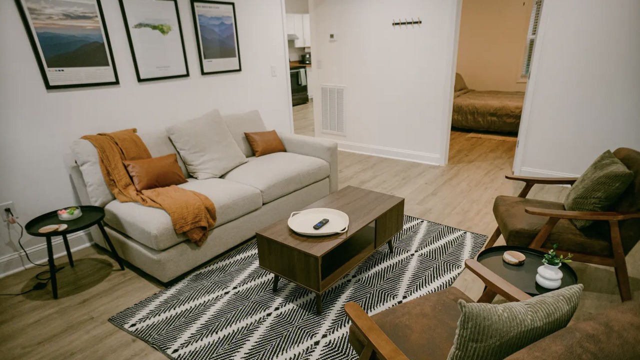 Photo of Livingroom in Hickory