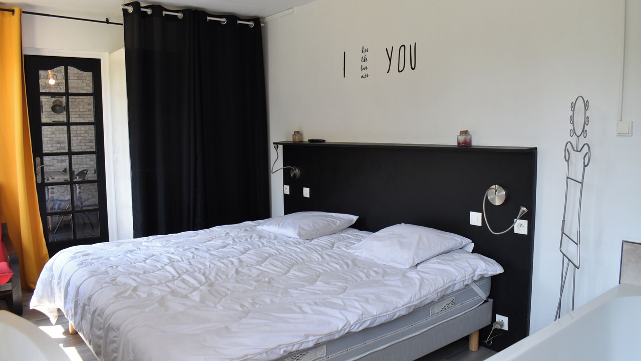 Photo of Others in La Lande-Saint-Leger