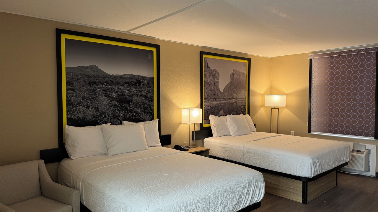 Photo of Bedroom in Central City