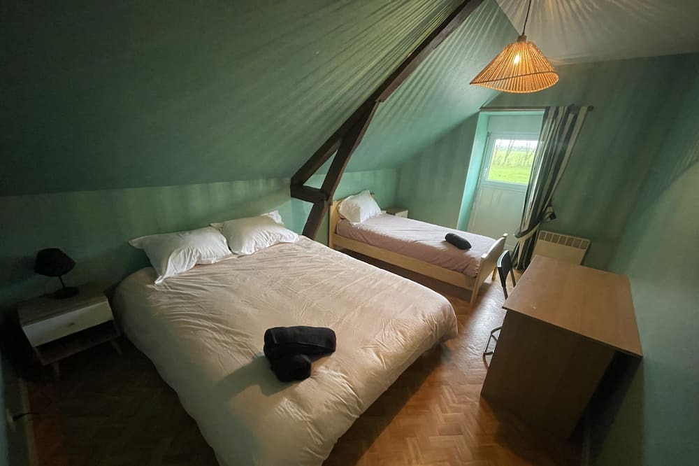 Photo of Bedroom in La Chapelle-Erbree