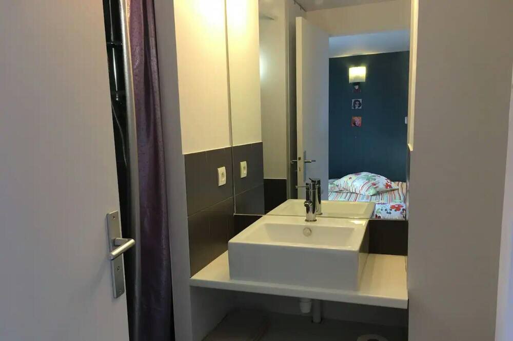Photo of Bathroom in Saint-Georges