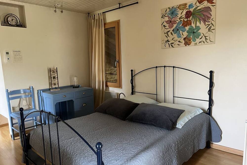 Photo of Bedroom in Lacapelle-Segalar