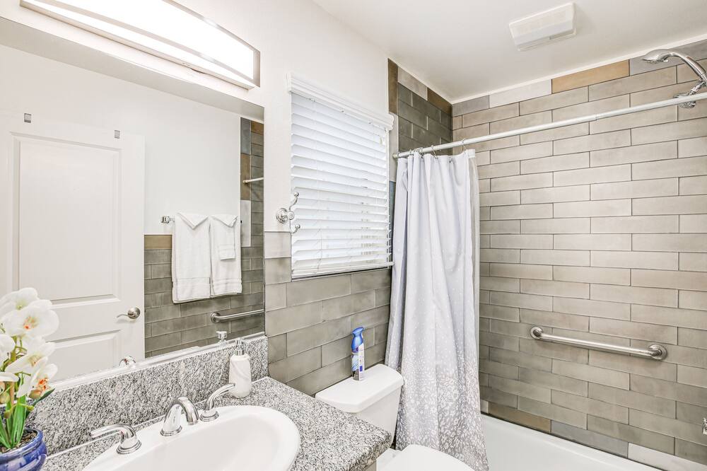 Photo of Bathroom in Anaheim Colony Historic District