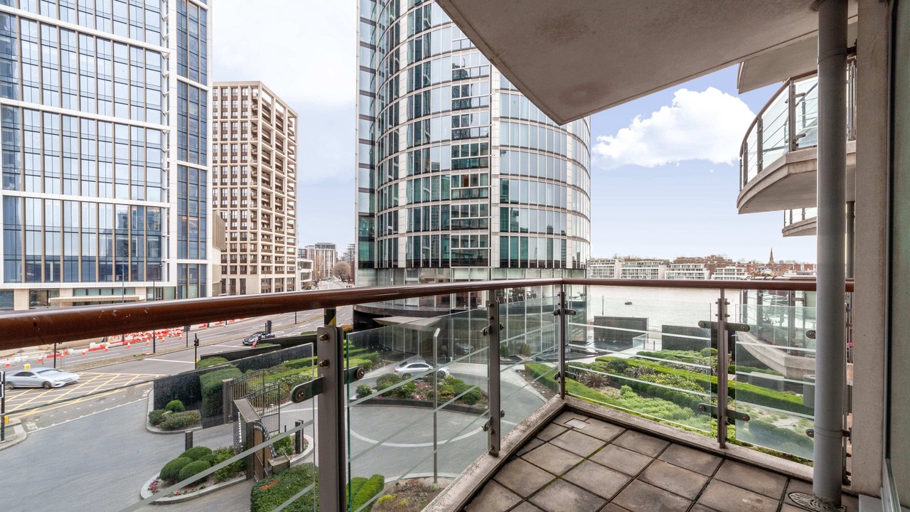 Photo of Outdoor in Vauxhall