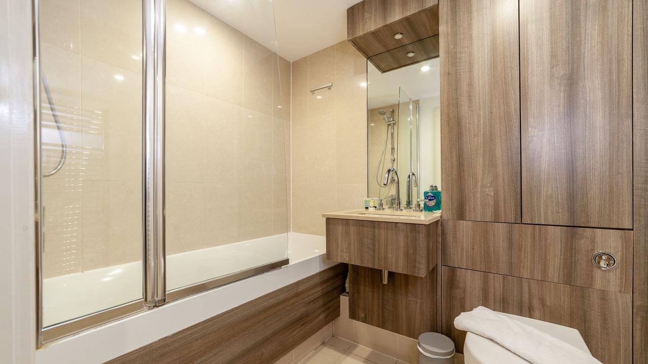 Photo of Bathroom in Vauxhall