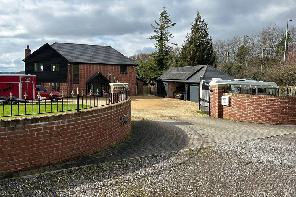 Photo of Others in Farley