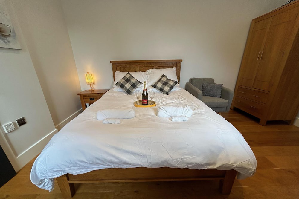 Photo of Others in Farley