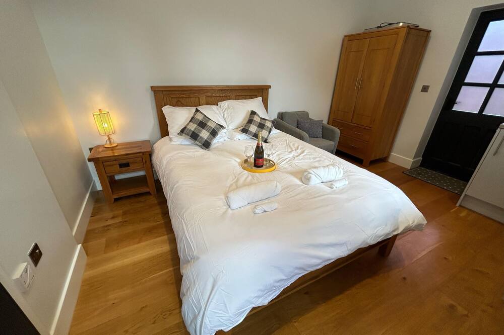 Photo of Others in Farley