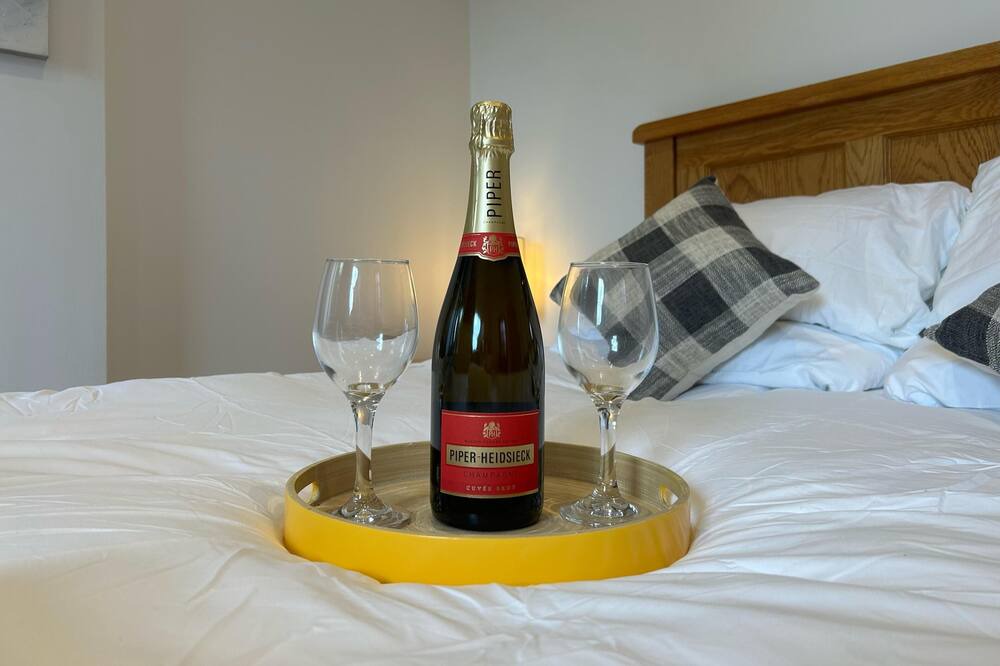 Photo of Others in Farley