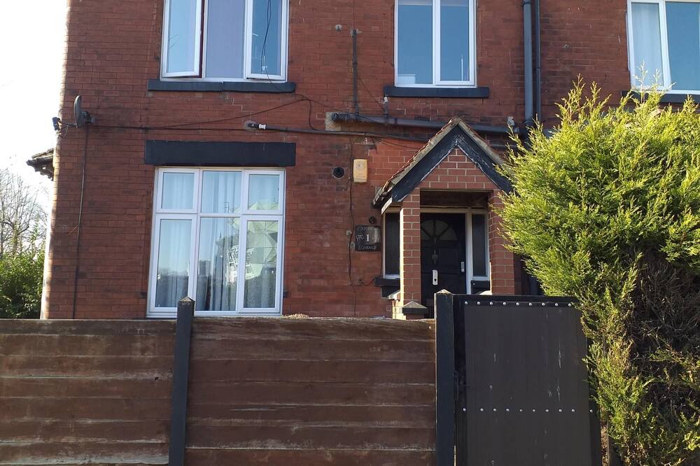 Photo of Others in Headingley