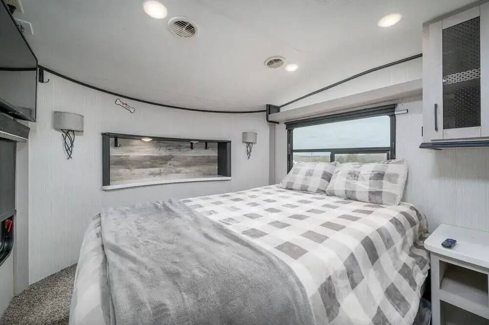 Photo of Bedroom in Lindale