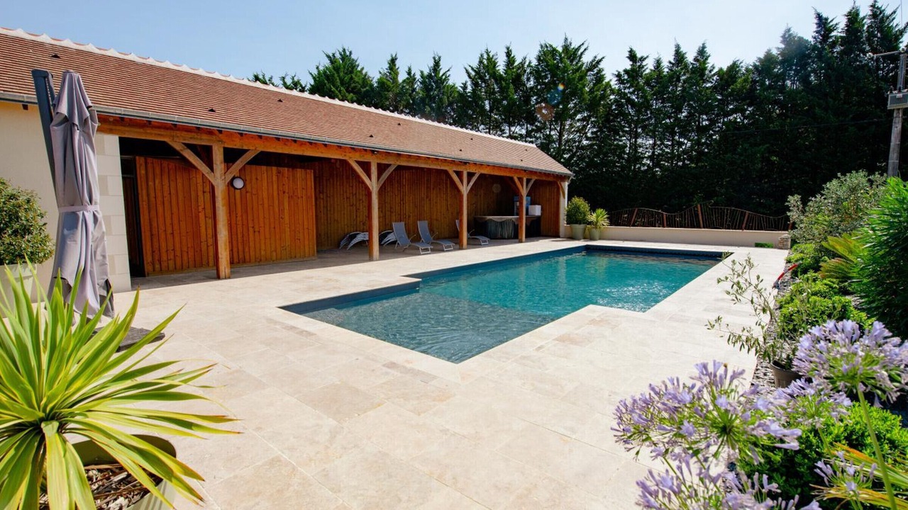Photo of Outdoor in Sennevieres