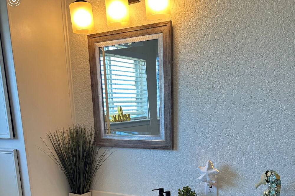 Photo of Bathroom in Crystal Beach