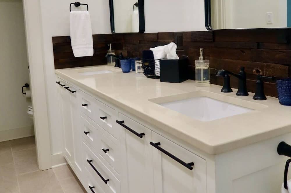 Photo of Bathroom in Comfort
