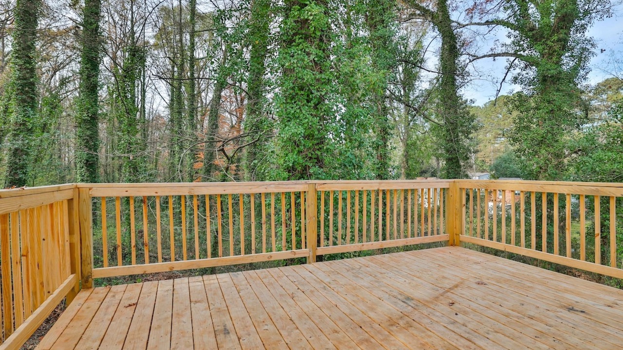 Photo of Outdoor in Collier Heights