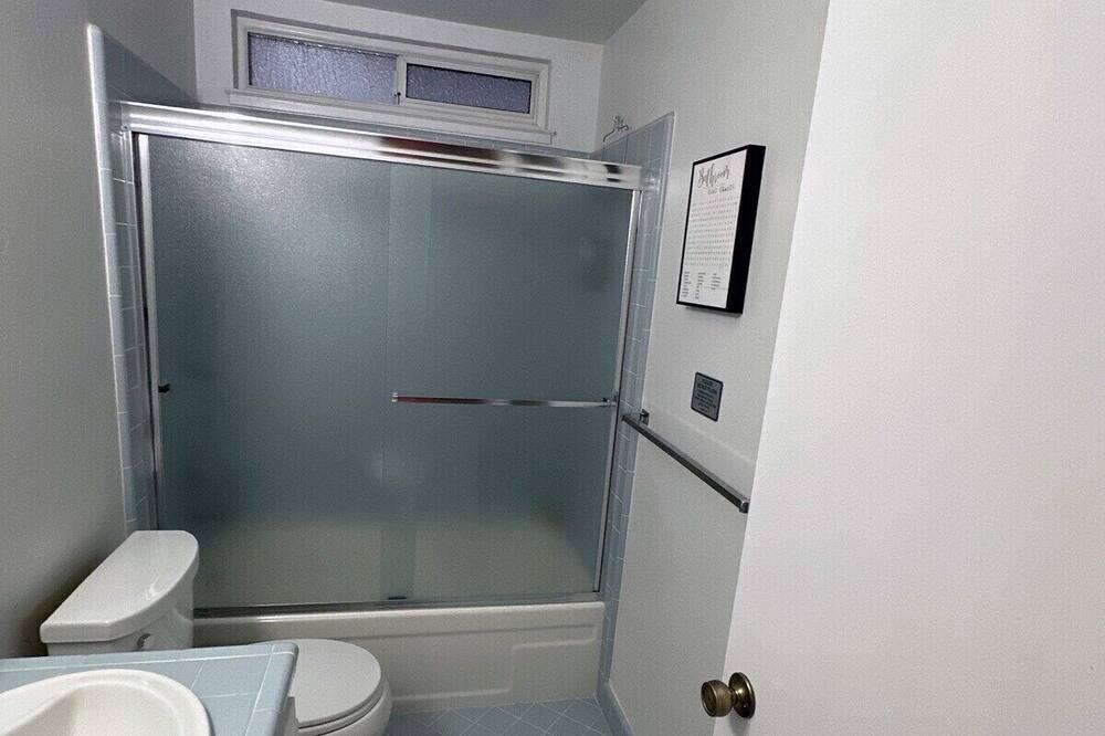 Photo of Bathroom in Covell Park