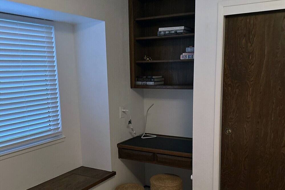 Photo of Bedroom in Covell Park