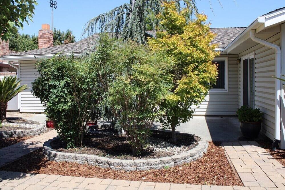 Photo of Patio Balcony in Covell Park