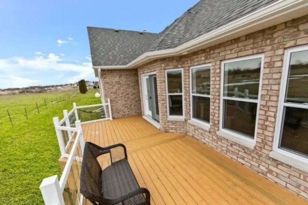 Photo of Outdoor in Carrying Place