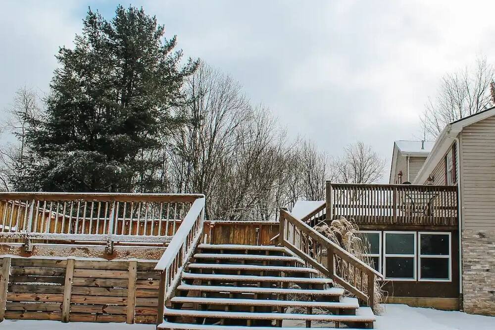 Photo of Outdoor in Shady Spring