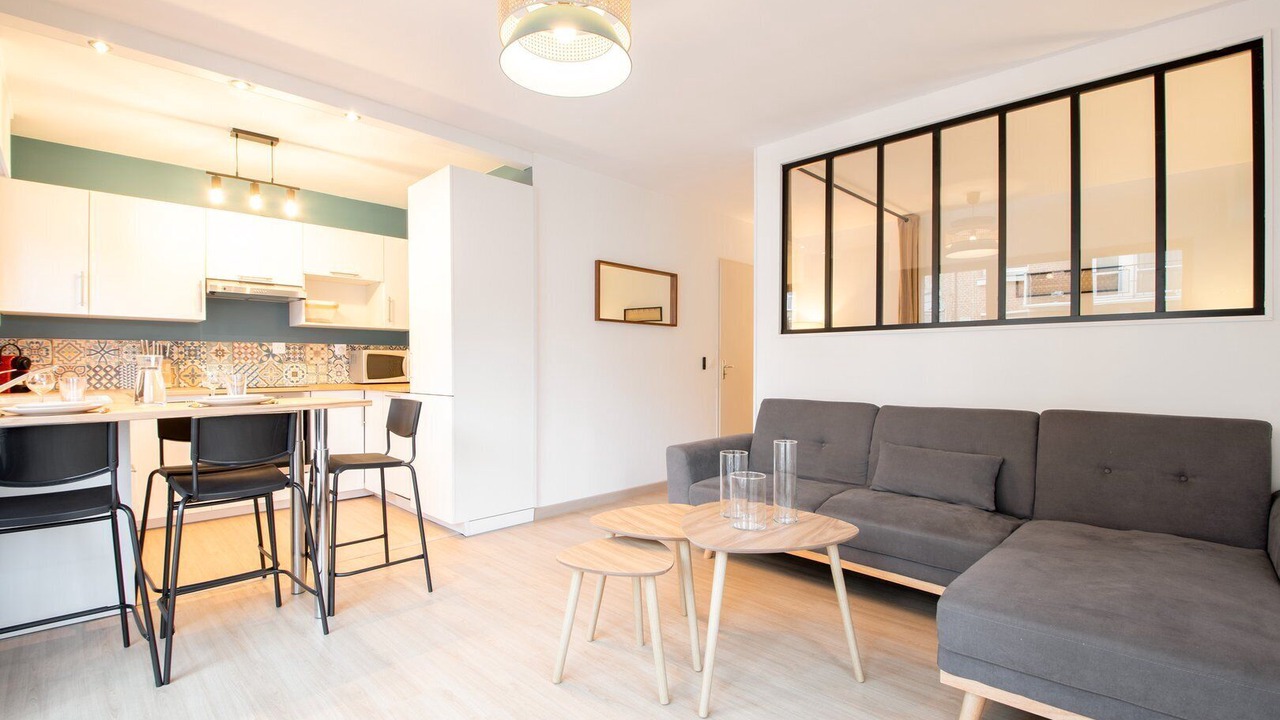 Photo of Others in Faubourg de Bethune