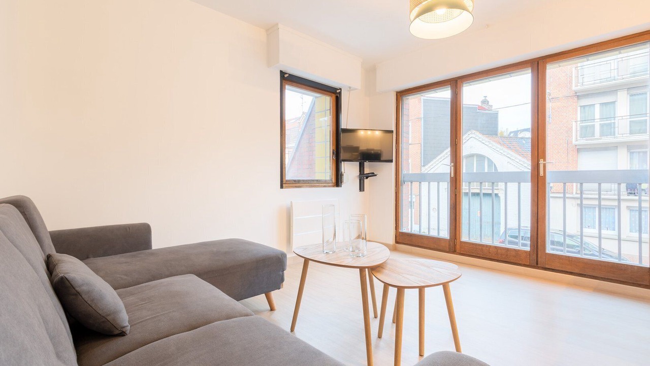 Photo of Others in Faubourg de Bethune