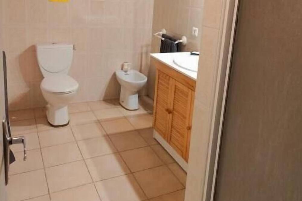 Photo of Bathroom in Maureville