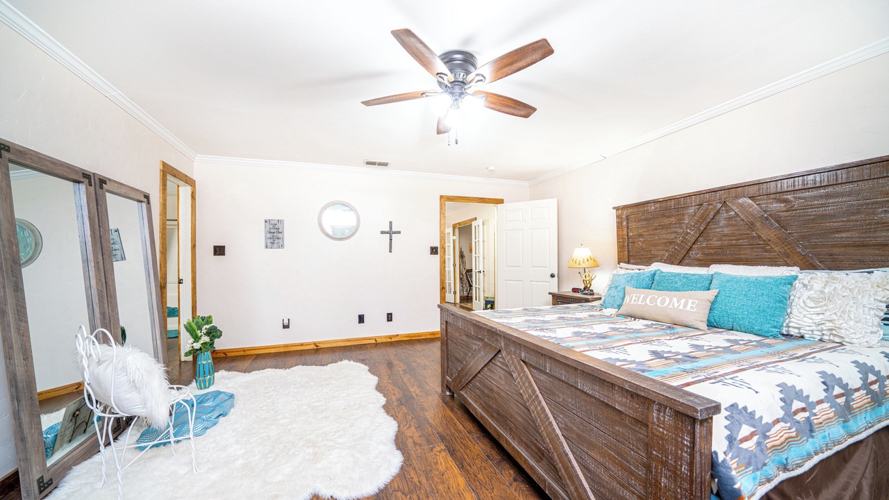 Photo of Bedroom in Gilmer