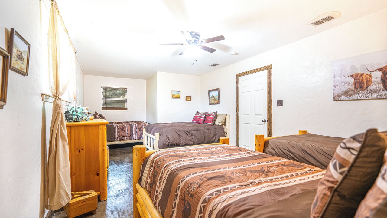 Photo of Bedroom in Gilmer