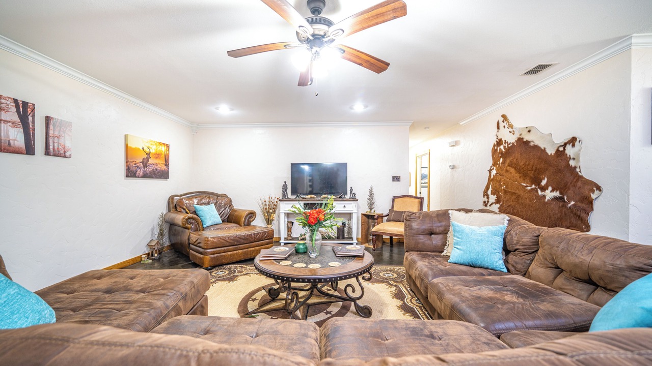 Photo of Livingroom in Gilmer