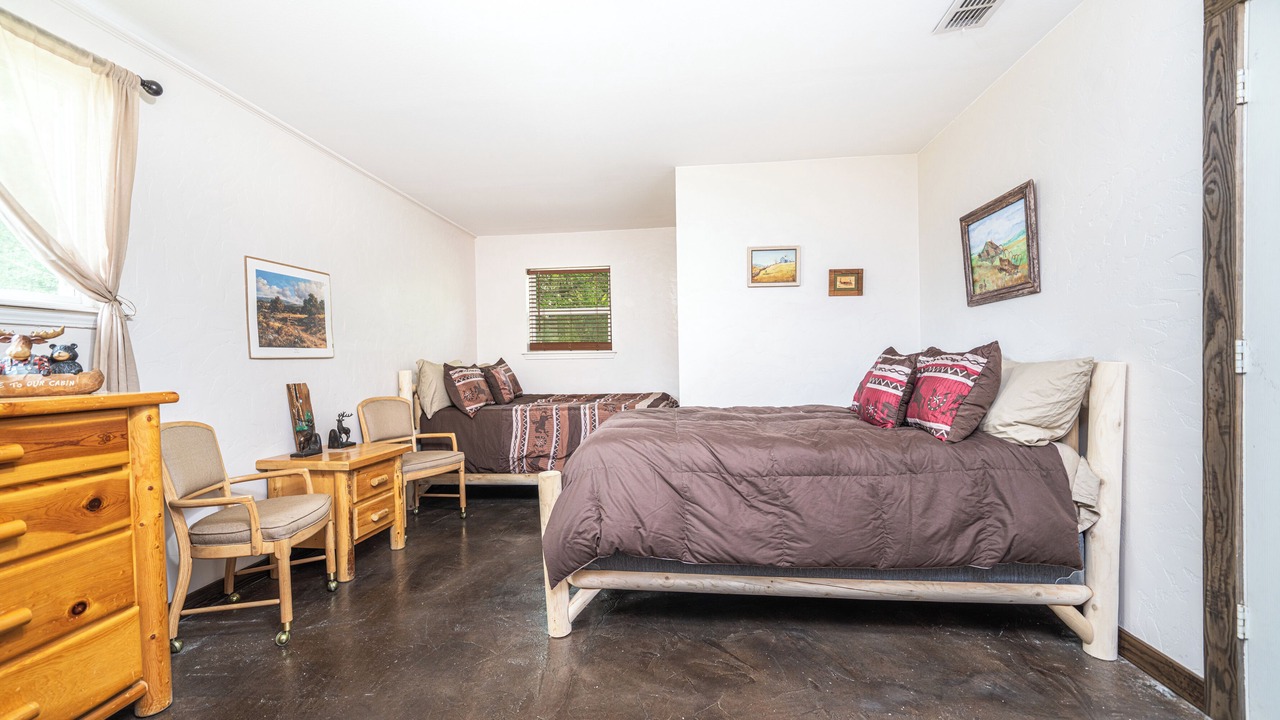 Photo of Bedroom in Gilmer