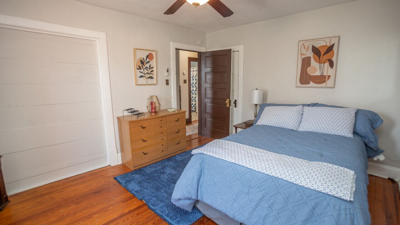 Photo of Bedroom in Jefferson City
