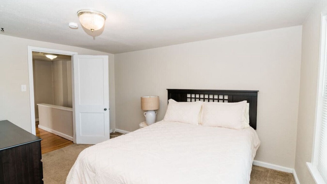 Photo of Bedroom in Jefferson City