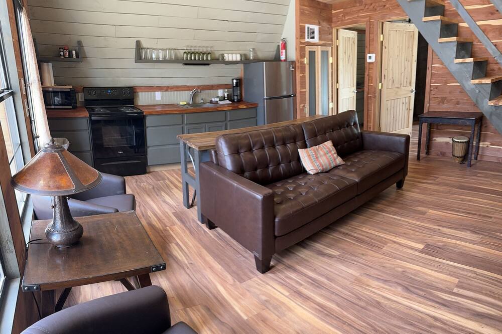 Photo of Livingroom in Lindale