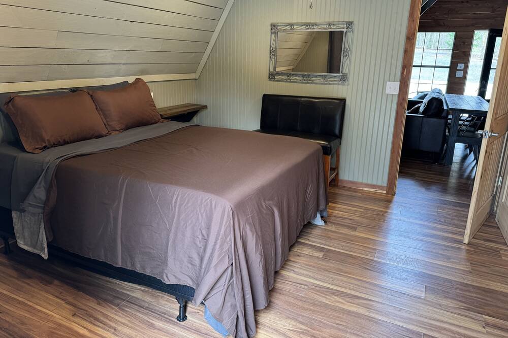 Photo of Bedroom in Lindale