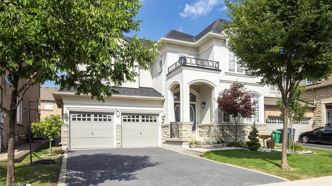 Photo of Outdoor in Brampton